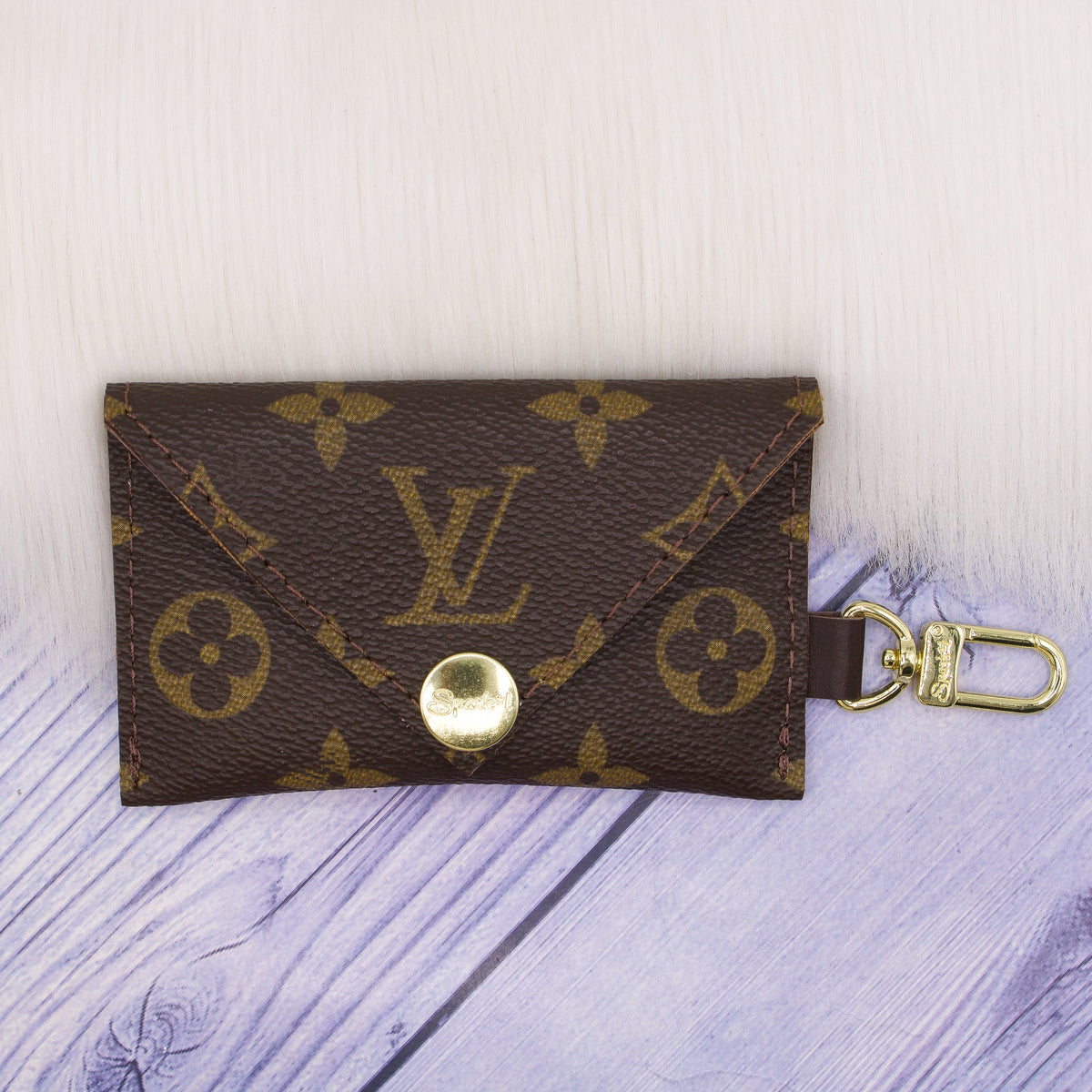 Upcycled LV Monogram 4 x 2.5 Envelope Wallet with Keychain – Spark*l